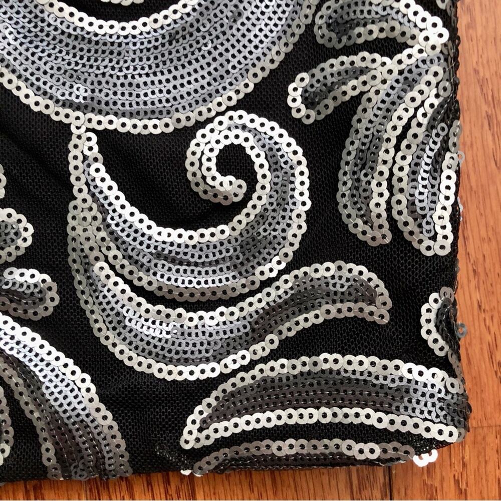 Laundry by Shelly Segal Cocktail Sequins Black Silver Dress Women’s Size 10 NWOT - Picture 6 of 11